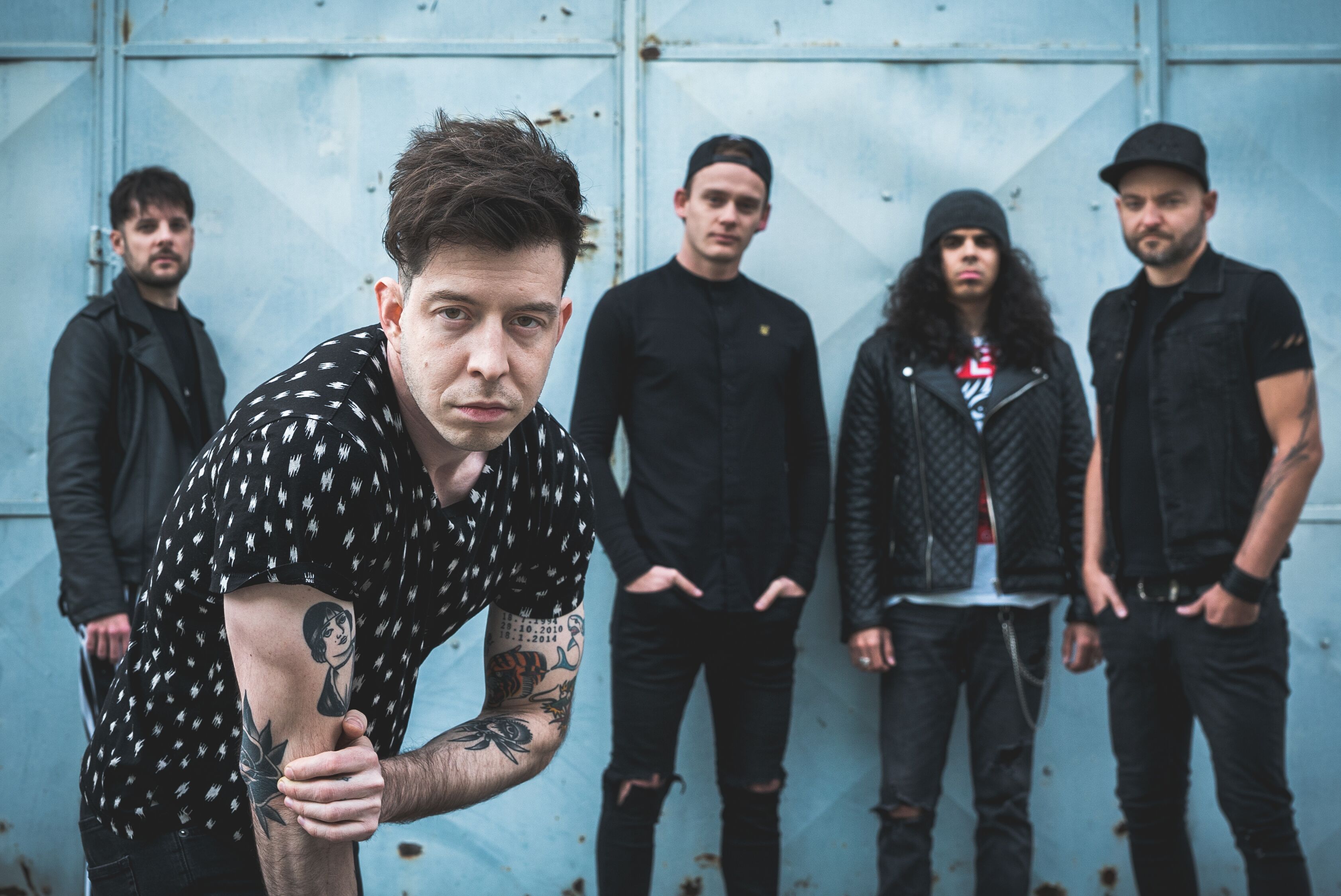 VIDEO: Platonic debutují klipem Tráva, který zobrazuje youtuberskou love story